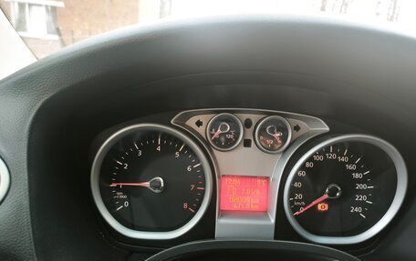 Ford Focus II рестайлинг, 2010 год, 655 000 рублей, 3 фотография