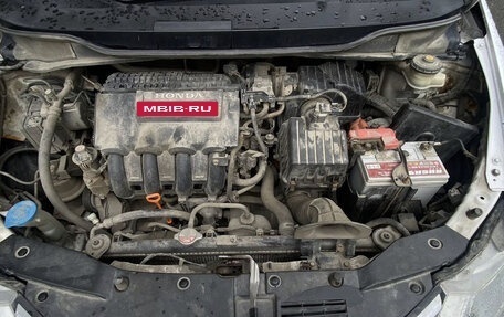 Honda Insight II рестайлинг, 2009 год, 590 000 рублей, 13 фотография