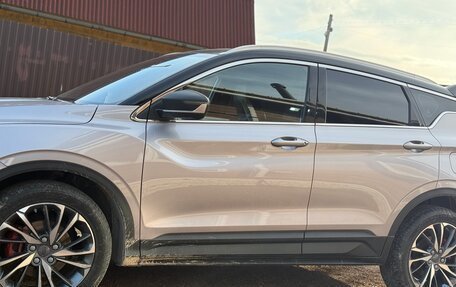 Geely Coolray I, 2022 год, 1 650 000 рублей, 4 фотография