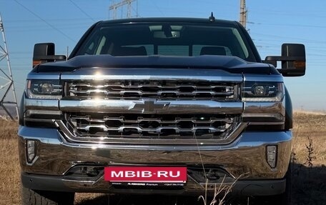 Chevrolet Silverado, 2016 год, 3 870 000 рублей, 3 фотография