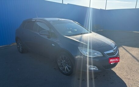 Opel Astra J, 2011 год, 530 000 рублей, 4 фотография