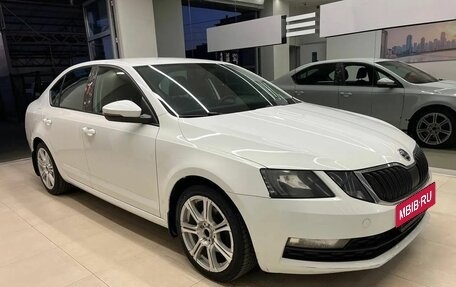 Skoda Octavia, 2017 год, 825 000 рублей, 3 фотография