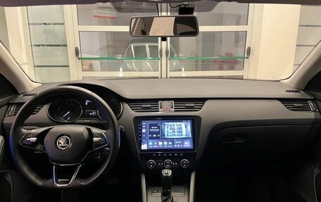 Skoda Octavia, 2017 год, 825 000 рублей, 10 фотография