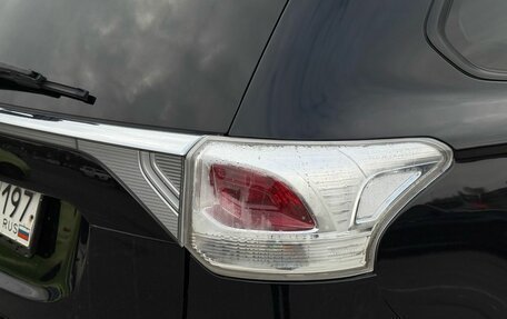 Mitsubishi Outlander III рестайлинг 3, 2012 год, 1 359 000 рублей, 8 фотография