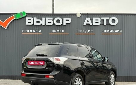 Mitsubishi Outlander III рестайлинг 3, 2012 год, 1 359 000 рублей, 2 фотография