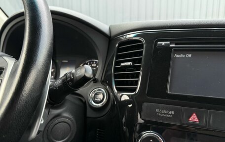 Mitsubishi Outlander III рестайлинг 3, 2012 год, 1 359 000 рублей, 19 фотография