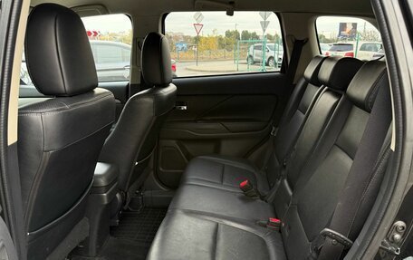 Mitsubishi Outlander III рестайлинг 3, 2012 год, 1 359 000 рублей, 24 фотография