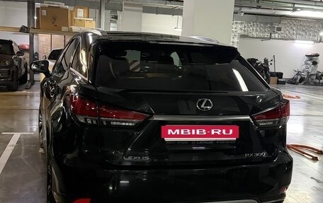 Lexus RX IV рестайлинг, 2022 год, 6 100 000 рублей, 6 фотография