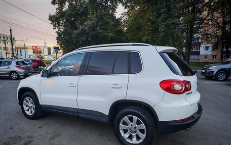 Volkswagen Tiguan I, 2011 год, 900 000 рублей, 1 фотография