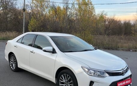 Toyota Camry, 2016 год, 2 015 000 рублей, 3 фотография