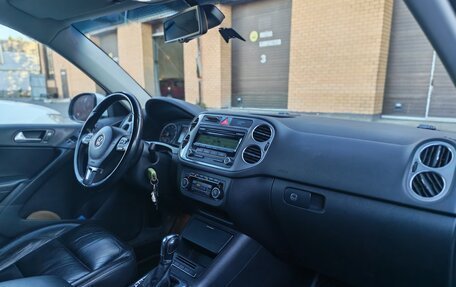 Volkswagen Tiguan I, 2011 год, 900 000 рублей, 13 фотография
