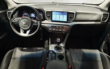 KIA Sportage IV рестайлинг, 2018 год, 1 849 000 рублей, 10 фотография