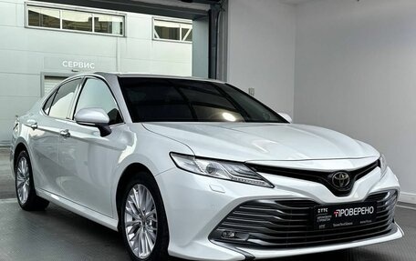 Toyota Camry, 2020 год, 3 255 000 рублей, 3 фотография