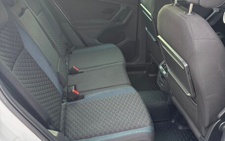 Volkswagen Tiguan II, 2019 год, 2 100 000 рублей, 16 фотография