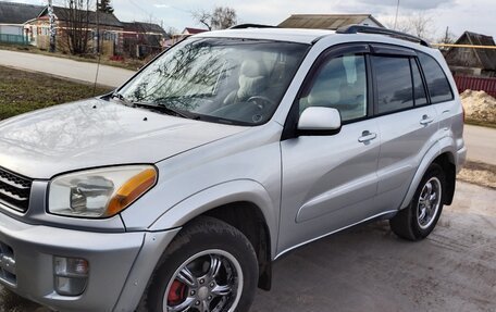 Toyota RAV4, 2002 год, 600 000 рублей, 3 фотография
