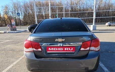 Chevrolet Cruze II, 2012 год, 749 000 рублей, 3 фотография
