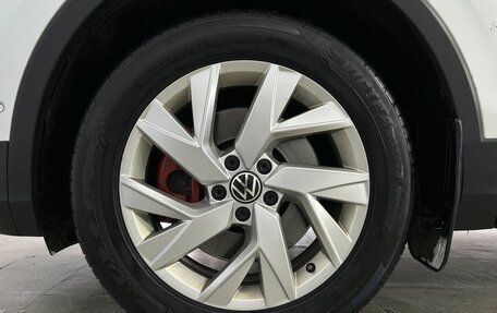 Volkswagen Tiguan II, 2021 год, 3 000 000 рублей, 14 фотография