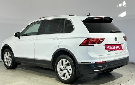 Volkswagen Tiguan II, 2021 год, 3 000 000 рублей, 10 фотография