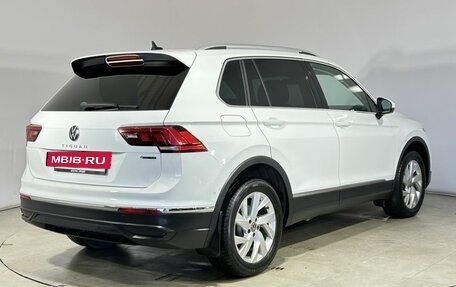 Volkswagen Tiguan II, 2021 год, 3 000 000 рублей, 7 фотография