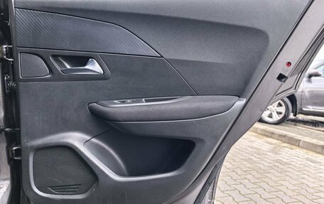 Peugeot 2008 II, 2021 год, 1 799 000 рублей, 14 фотография
