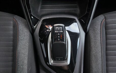 Peugeot 2008 II, 2021 год, 1 799 000 рублей, 20 фотография