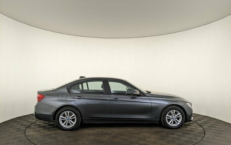 BMW 3 серия, 2018 год, 1 995 000 рублей, 4 фотография