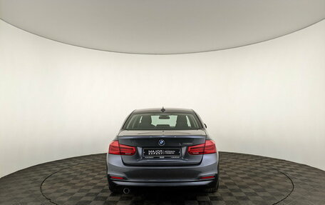 BMW 3 серия, 2018 год, 1 995 000 рублей, 6 фотография