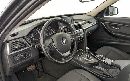 BMW 3 серия, 2018 год, 1 995 000 рублей, 16 фотография