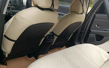 Hyundai Elantra, 2022 год, 2 000 000 рублей, 15 фотография