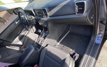 KIA Sportage IV рестайлинг, 2017 год, 2 140 000 рублей, 14 фотография
