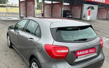 Mercedes-Benz A-Класс, 2015 год, 1 100 000 рублей, 7 фотография